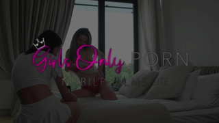 Girls Only Porn -Taking Pictures And My Body