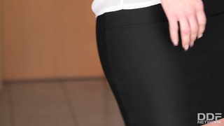 DDF NETWORK - Blanche Bradburry & Brittany Bardot - Toy Story For Blonde Vixens