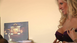 VivThomas - Office Romance