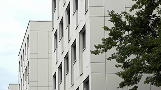 Out Of Office Luxuries - GIRLFRIENDSFILMS