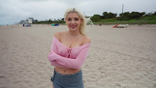 Gia OhMy Masturbates On An Ocean Side Balcony