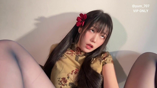 Yum_707 Flaunts Her Asian Feet And Pussy