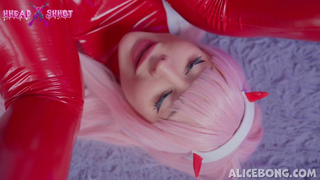 Alice Bong Zero Two Anal Masturbation Cosplay