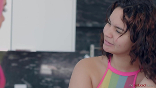 Godmother Aaliyah Love Seduces Her Teen Niece Crystal Chase - She Seduced Me