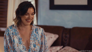 Lesbian Dating Stories - Her Roommates Don't Know - ADULT TIME