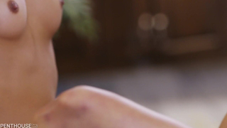 Lesbian Masseuse Vanna Bardot Has a Magic Tongue - PENTHOUSE