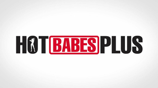 Blonde On Blonde - Hot Babes Plus