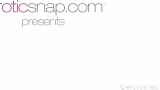 Anneli, Lola - Girl Meets Girl - EroticSnap