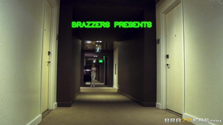Massaging Mrs.Alexander - BRAZZERS