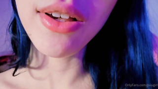 PuuGirl Closes Up On Creamy Pussy Fingering