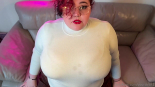 Yoursiren1 Inserts Toys In Her Ass