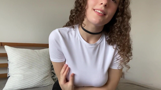 Love Lilah Pleasures Herself While Giving JOI
