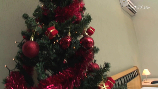 NewMFX - Facesitting Mom Noel
