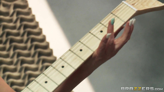 HotAndMean - Battle Of The Wild Bitches