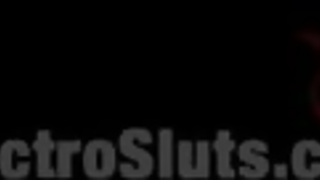 ElectroSluts - Mona Wales And Hadley Viscara