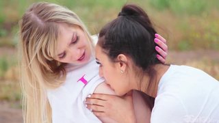 GirlGirl - Girls With Cameras: Hiking Influencer