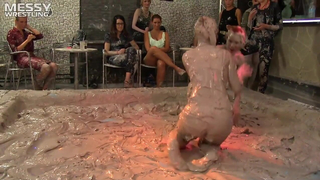 MessyWrestling - Lucy Vs. Sonia