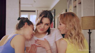 WowGirls - Lesbians Fucking Each Other On The Bed