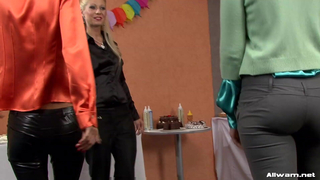 AllWam - Kinky Lesbians Scene 18