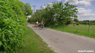 REALITY KINGS - Summer Fling