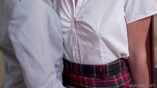 Lesbea - Make Me An Offer