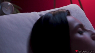 Lesbea - Lexi Dona - Can't Sleep? Me Neither