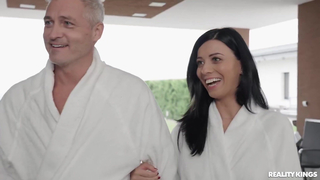 REALITY KINGS - Vickie Brown - Lesbian Spa Affair