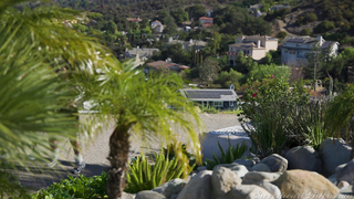 Sweetheart Video - Lesbian Trainer 3: Deep Lesbian Lessons