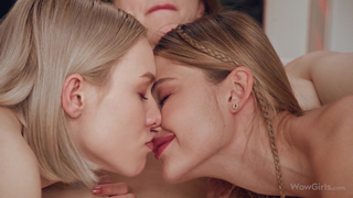 WowGirls - Dakota Dove - Wild Ride