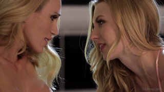 MOMMY'S GIRL - Sarah Jessie - Growing Closer