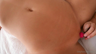 Isabelle Eleanore & Holly Brougham Get Horny Big Booty Lesbians Action