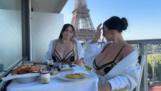 Amarettoh And Kimvelezoficial Having Sex On Vacation