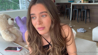 Lana Rhoades Cums On Bed While Using Vibrator